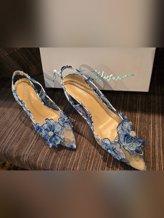 Betsey Johnson Shoes - NWT Betsey Johnson Petra WHT/BLU FLORALEmbellished Slingback Heels, Size 9.5